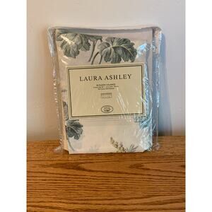 LAURA ASHLEY JOSEPHINE Floral Blouson Window Valance New NIP 86" X 15" VTG 90s